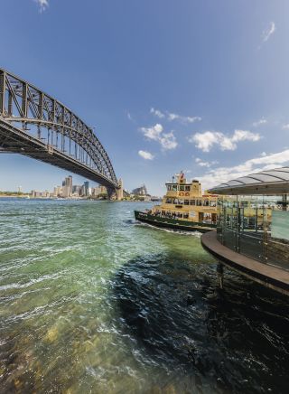 Ferry departing Milsons Point
